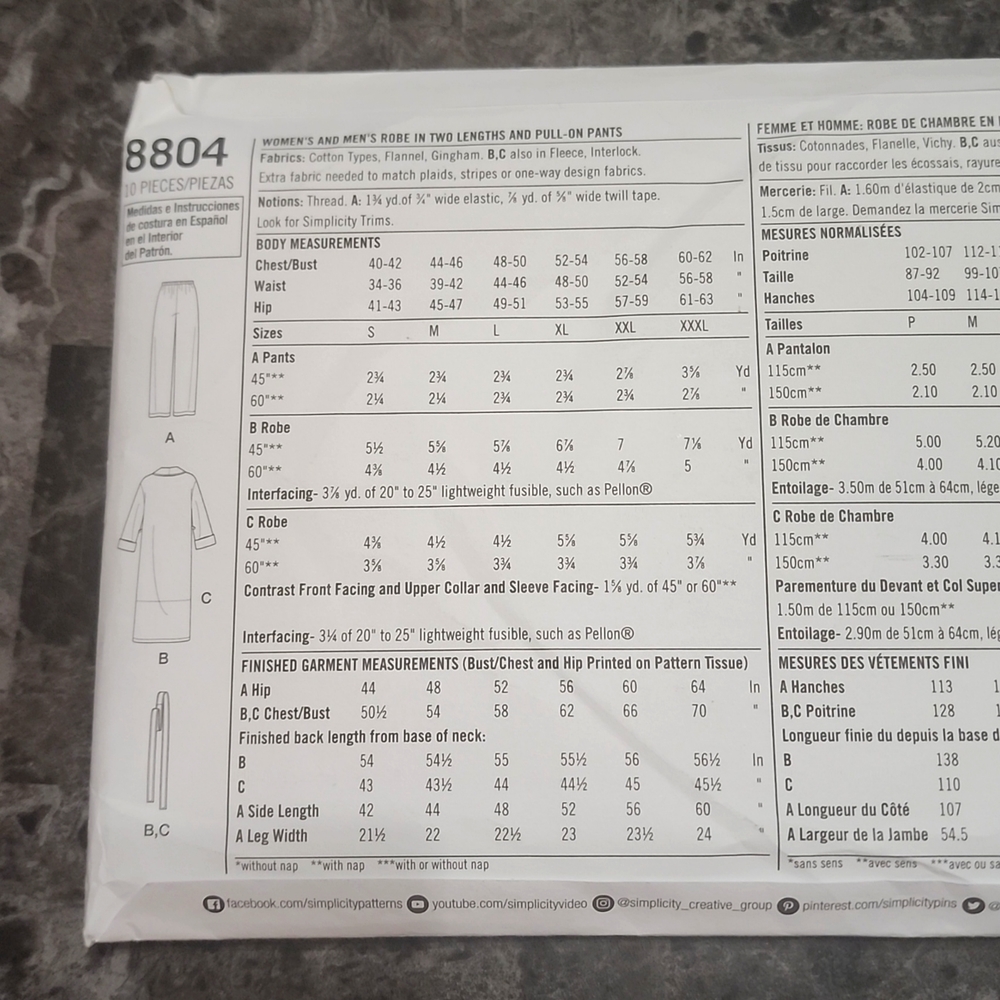 4 Simplicity Sewing Patterns - Picture 3 of 9